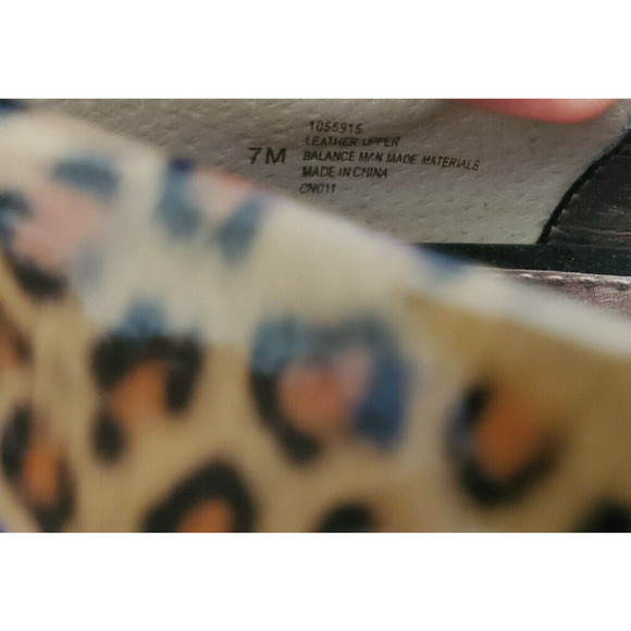 Sofft Leopard Print Patent Leather Mary Jane Heels Pumps Dress Shoes Sz 7M - Picture 6 of 6